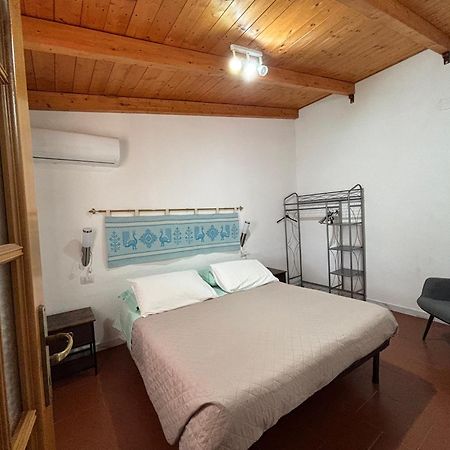 Casa Vacanza Ligustro Appartamento Il Toro SantʼAntìoco Exterior foto